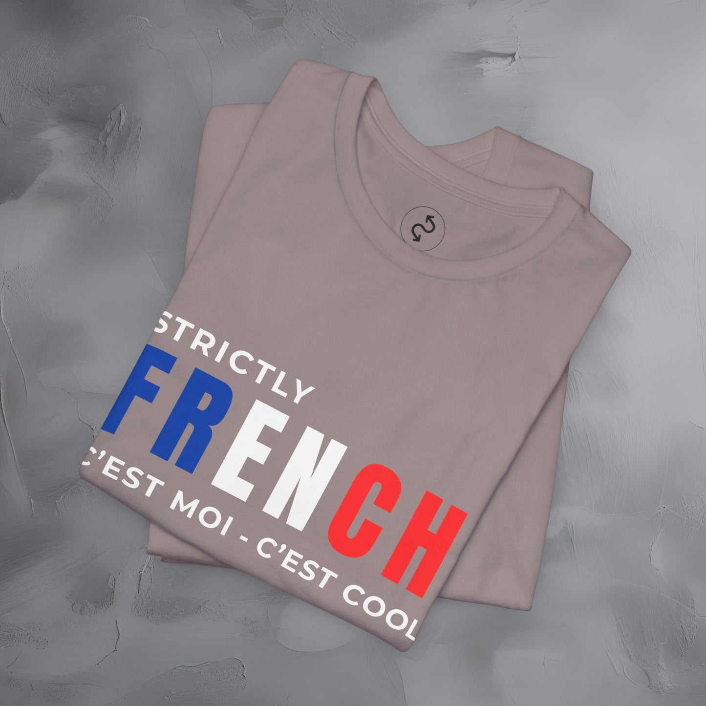 Strictly French – C’est Moi, C’est Cool T-Shirt | Fun Parisian Graphic Tee | French Lifestyle Streetwear Shirt