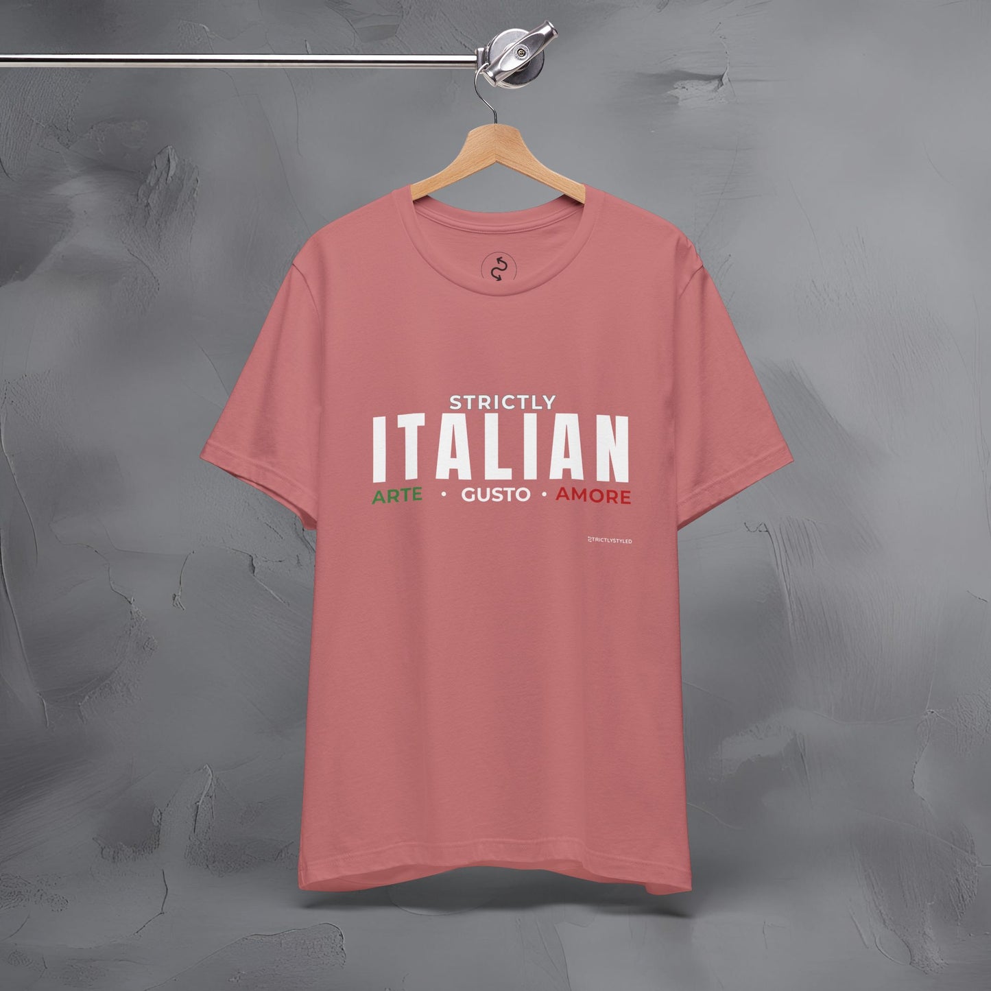 Strictly Italian – Arte, Gusto, Amore T-Shirt | Italian Culture Graphic Tee | Italy Lifestyle Streetwear Shirt