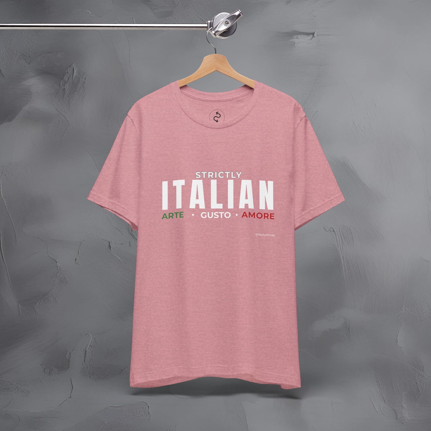 Strictly Italian – Arte, Gusto, Amore T-Shirt | Italian Culture Graphic Tee | Italy Lifestyle Streetwear Shirt