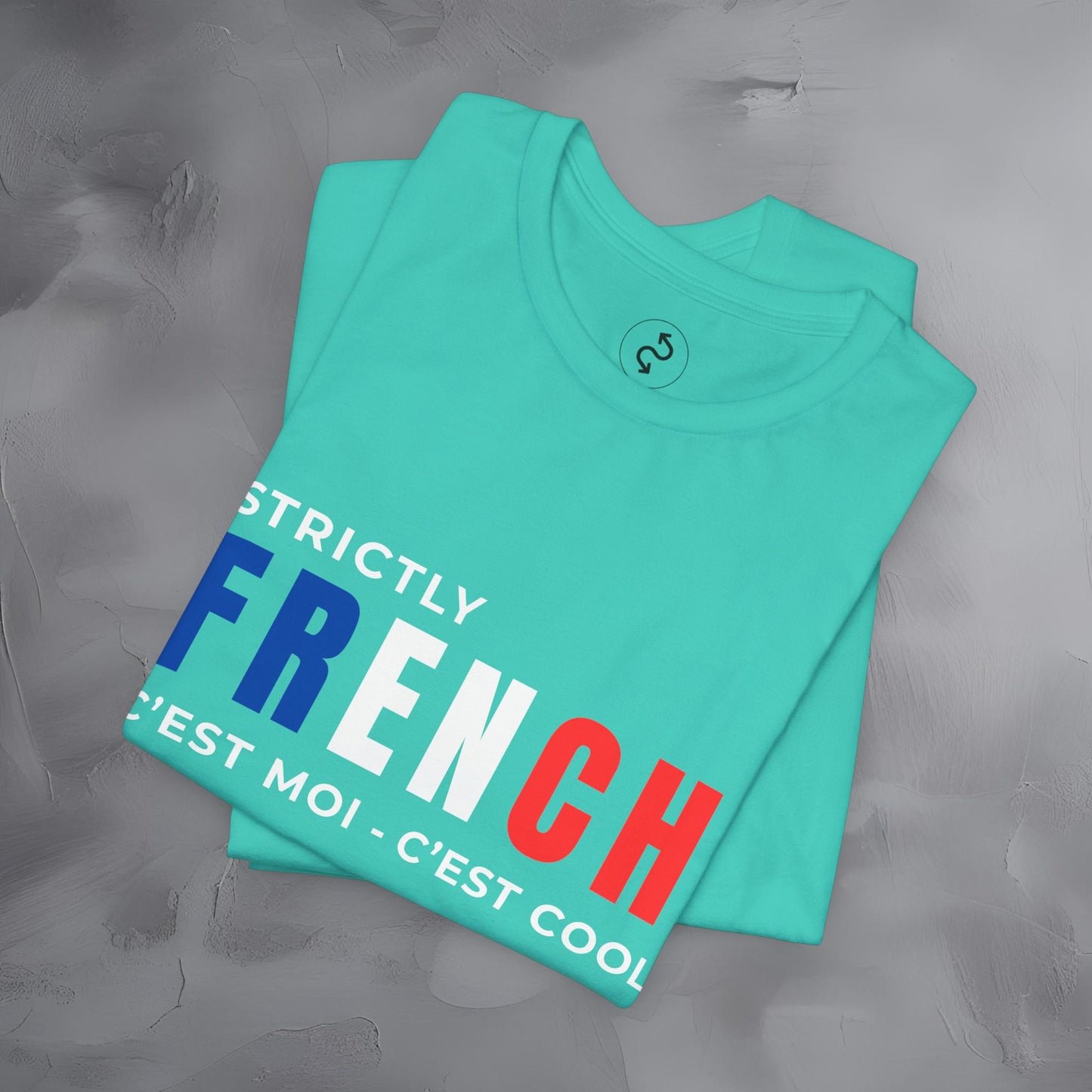 Strictly French – C’est Moi, C’est Cool T-Shirt | Fun Parisian Graphic Tee | French Lifestyle Streetwear Shirt