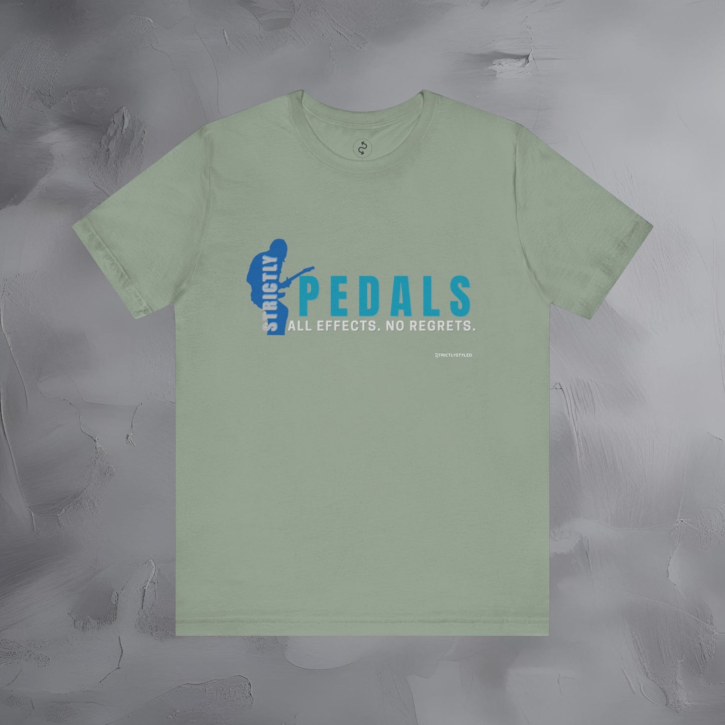 Strictly Pedals T-Shirt – No Effects No Regrets Guitar Gear Tee
